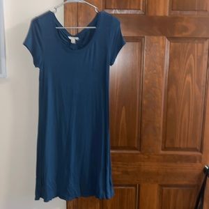 Light blue, short sleeve dress, opening in the back